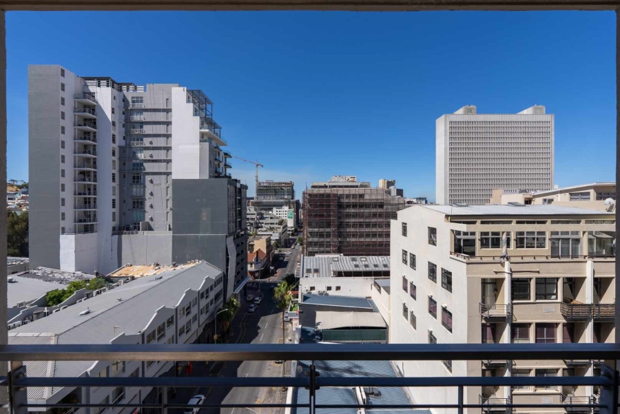 2 Bedroom Property for Sale in Cape Town City Centre Western Cape